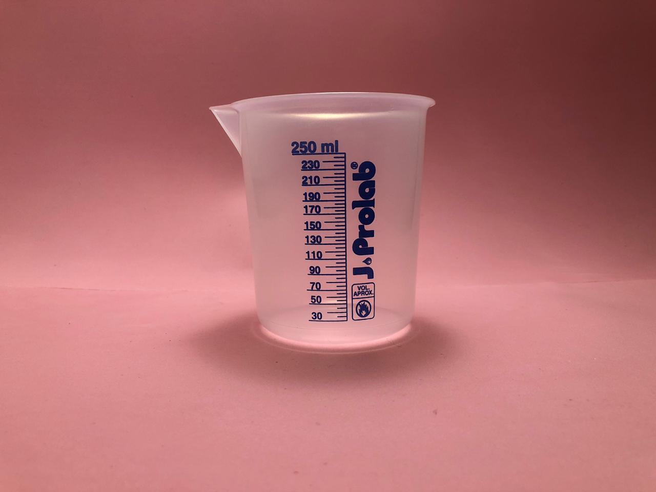 Becker Plástico - 250ml (unidade)