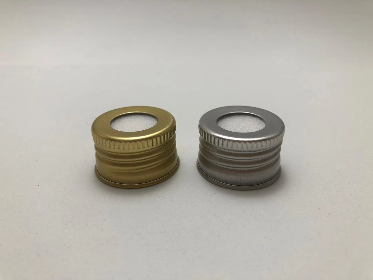 Tampa Difusor Alumínio - Rosca 28mm (unidade) - Cores 