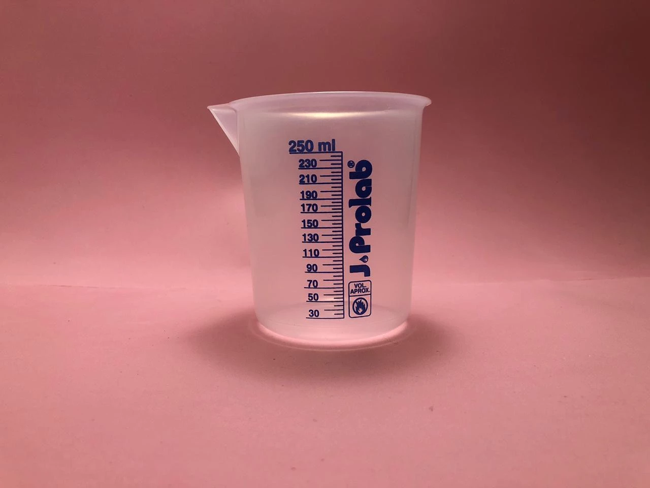 Becker Plástico - 250ml (unidade)